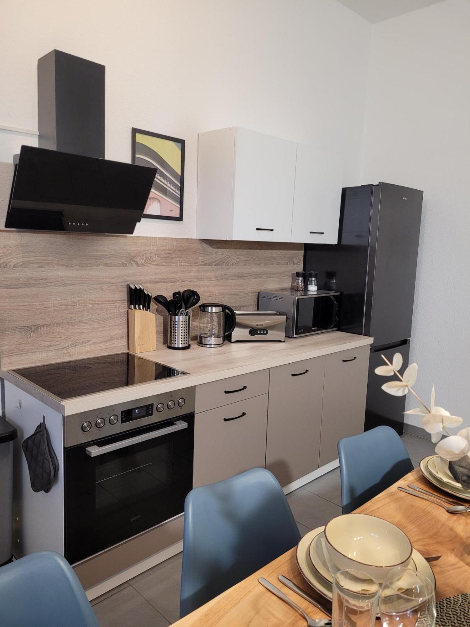 T21 - Apartment Direkt Im Zentrum Mit Parkplatz Chemnitz Luaran gambar