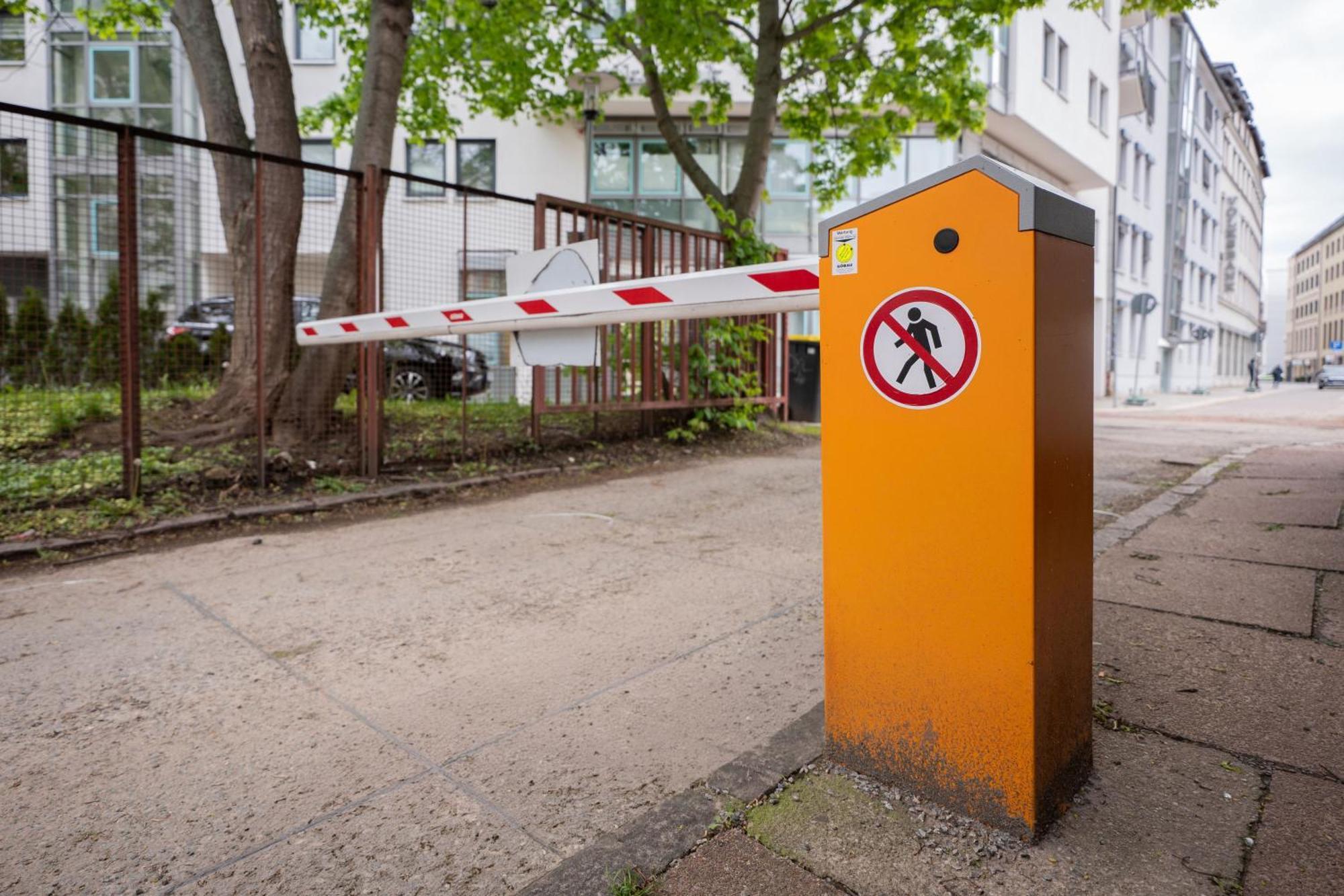 T21 - Apartment Direkt Im Zentrum Mit Parkplatz Chemnitz Luaran gambar